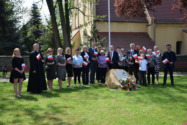 [FOTO] Pszenno biało-czerwone – uroczyste obchody Dnia Flagi RP 