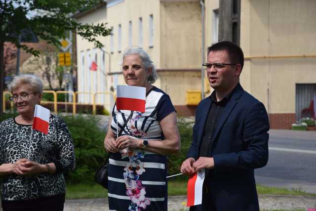 [FOTO] Pszenno biało-czerwone – uroczyste obchody Dnia Flagi RP 