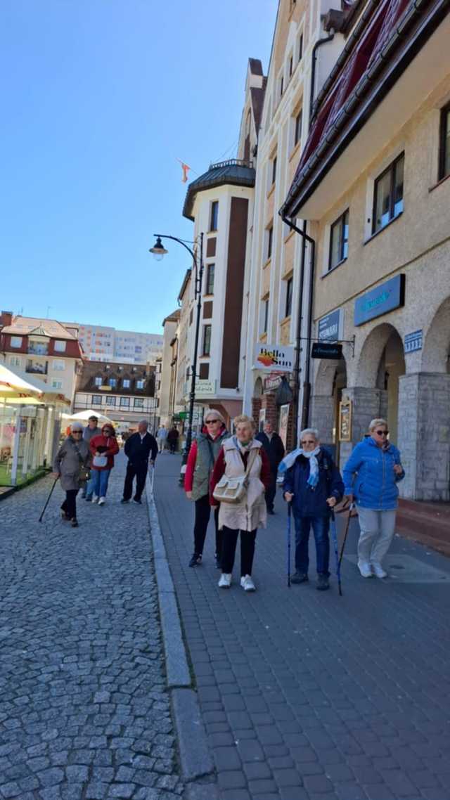 [FOTO] Seniorzy z Bystrzycy Górnej nad polskim Bałtykiem