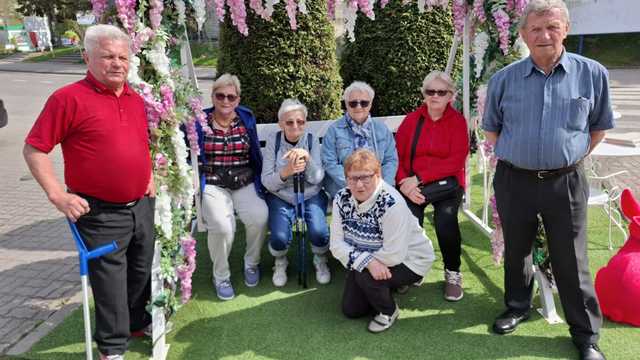 [FOTO] Seniorzy z Bystrzycy Górnej nad polskim Bałtykiem