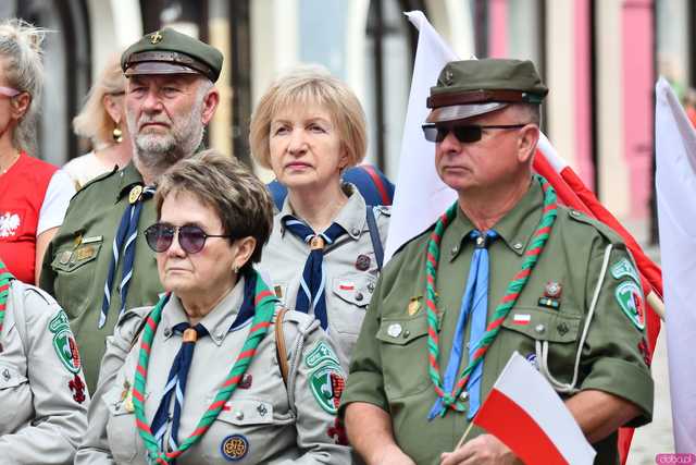 [WIDEO/FOTO] Świdnica w biało-czerwonych barwach. Obchody Święta Flagi RP