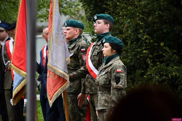 [WIDEO/FOTO] W Strzegomiu upamiętnili 234. rocznicę uchwalenia Konstytucji 3 Maja