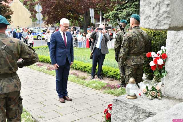 [WIDEO/FOTO] W Strzegomiu upamiętnili 234. rocznicę uchwalenia Konstytucji 3 Maja