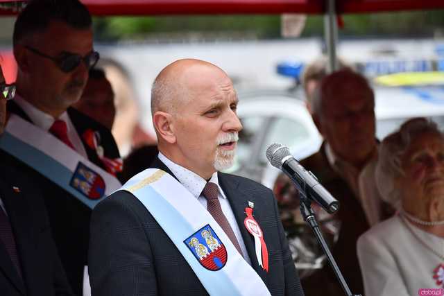 [WIDEO/FOTO] W Strzegomiu upamiętnili 234. rocznicę uchwalenia Konstytucji 3 Maja