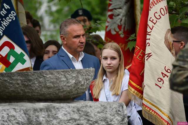 [WIDEO/FOTO] W Strzegomiu upamiętnili 234. rocznicę uchwalenia Konstytucji 3 Maja