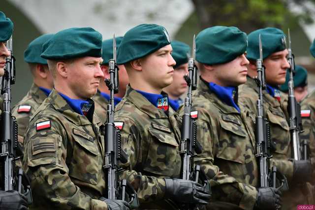 [WIDEO/FOTO] W Strzegomiu upamiętnili 234. rocznicę uchwalenia Konstytucji 3 Maja