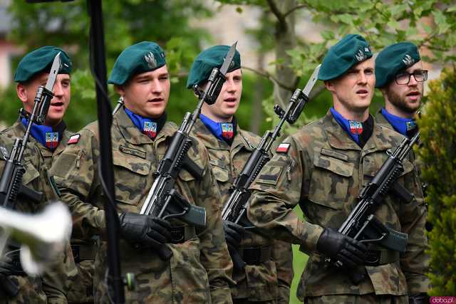 [WIDEO/FOTO] W Strzegomiu upamiętnili 234. rocznicę uchwalenia Konstytucji 3 Maja