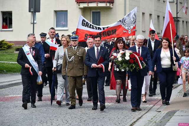 [WIDEO/FOTO] W Strzegomiu upamiętnili 234. rocznicę uchwalenia Konstytucji 3 Maja