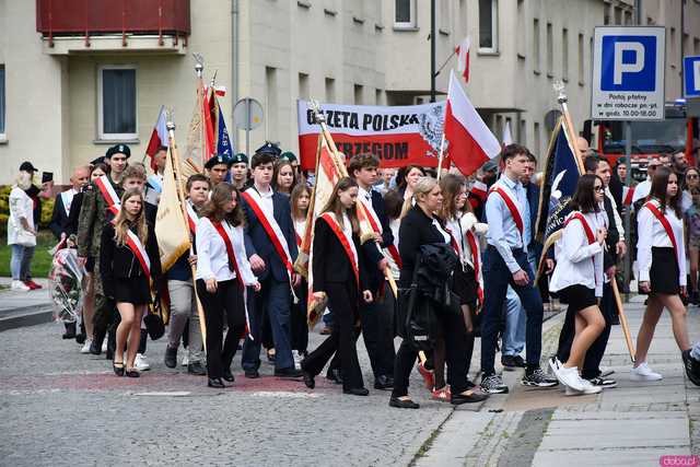 [WIDEO/FOTO] W Strzegomiu upamiętnili 234. rocznicę uchwalenia Konstytucji 3 Maja