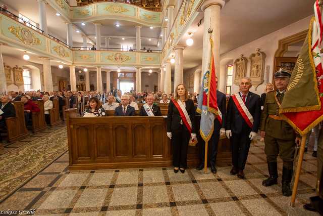[WIDEO/FOTO] W Strzegomiu upamiętnili 234. rocznicę uchwalenia Konstytucji 3 Maja