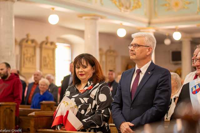 [WIDEO/FOTO] W Strzegomiu upamiętnili 234. rocznicę uchwalenia Konstytucji 3 Maja