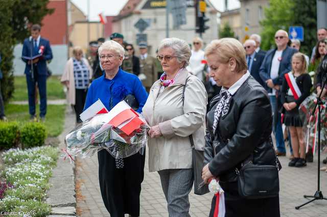 [WIDEO/FOTO] W Strzegomiu upamiętnili 234. rocznicę uchwalenia Konstytucji 3 Maja