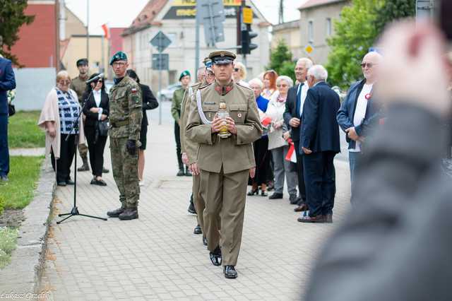 [WIDEO/FOTO] W Strzegomiu upamiętnili 234. rocznicę uchwalenia Konstytucji 3 Maja