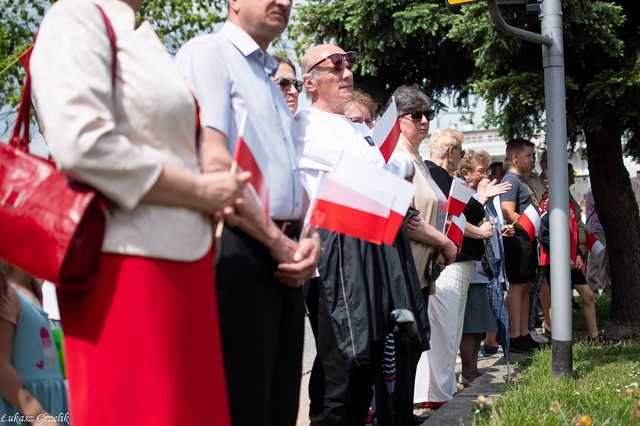 [WIDEO/FOTO] W Strzegomiu upamiętnili 234. rocznicę uchwalenia Konstytucji 3 Maja