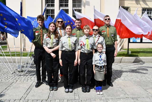 [FOTO] Biało-czerwone Świebodzice. Obchody Święta Flagi RP