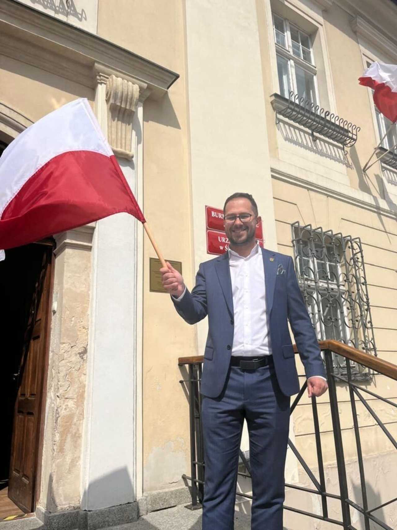 [FOTO] Biało-czerwone Świebodzice. Obchody Święta Flagi RP