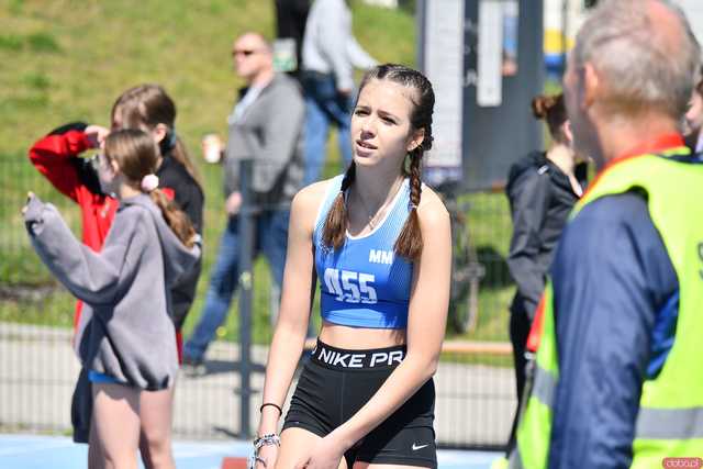 [FOTO] Otwarcie Sezonu Lekkoatletycznego. Na Stadionie Miejskim rywalizuje kilkuset zawodników
