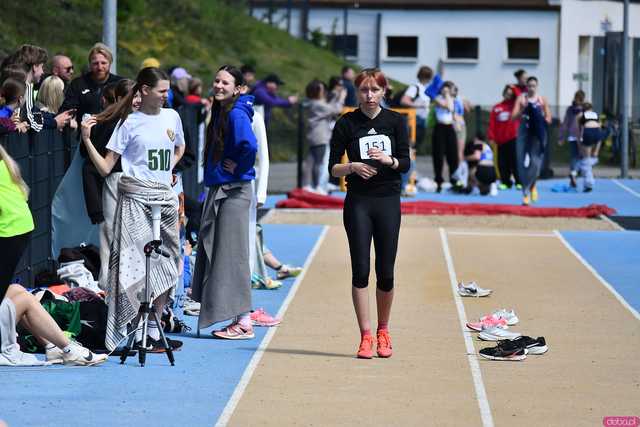 [FOTO] Otwarcie Sezonu Lekkoatletycznego. Na Stadionie Miejskim rywalizuje kilkuset zawodników