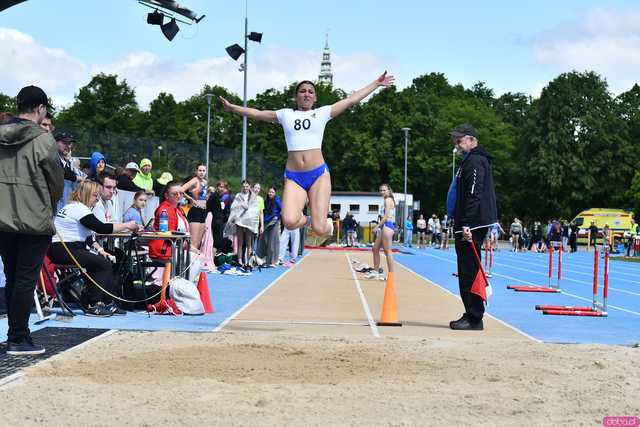 [FOTO] Otwarcie Sezonu Lekkoatletycznego. Na Stadionie Miejskim rywalizuje kilkuset zawodników