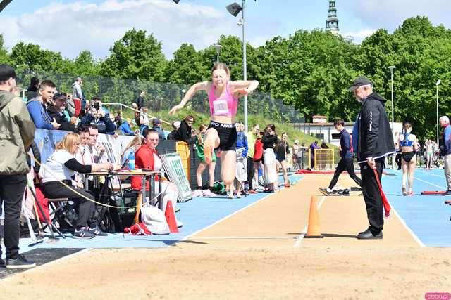 [FOTO] Otwarcie Sezonu Lekkoatletycznego. Na Stadionie Miejskim rywalizuje kilkuset zawodników