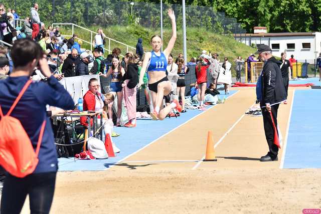 [FOTO] Otwarcie Sezonu Lekkoatletycznego. Na Stadionie Miejskim rywalizuje kilkuset zawodników