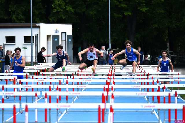 [FOTO] Otwarcie Sezonu Lekkoatletycznego. Na Stadionie Miejskim rywalizuje kilkuset zawodników