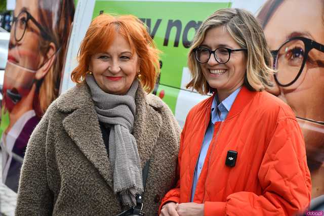 [WIDEO/FOTO] Wicemarszałek Magdalena Biejat spotkała się z mieszkańcami i poruszyła bieżące kwestie polityczne i gospodarcze