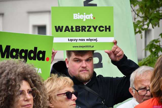[WIDEO/FOTO] Wicemarszałek Magdalena Biejat spotkała się z mieszkańcami i poruszyła bieżące kwestie polityczne i gospodarcze