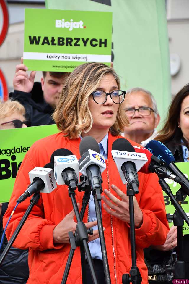 [WIDEO/FOTO] Wicemarszałek Magdalena Biejat spotkała się z mieszkańcami i poruszyła bieżące kwestie polityczne i gospodarcze