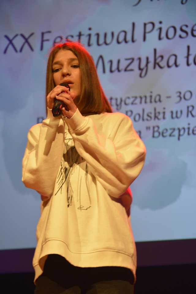 [FOTO] Festiwal Piosenki Obcojęzycznej i odśpiewanie hymnu UE rozpoczęło Europejski Weekend w Strzegomiu
