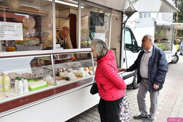 [FOTO] Majowe Targowisko Od rolnika do koszyka. Zdrowa żywność prosto od lokalnych producentów 