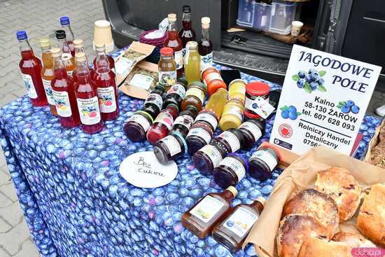 [FOTO] Majowe Targowisko Od rolnika do koszyka. Zdrowa żywność prosto od lokalnych producentów 