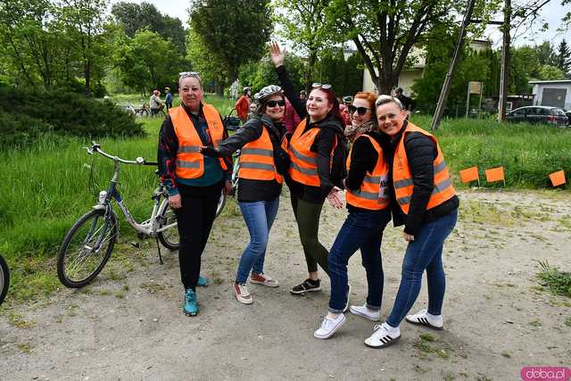 [FOTO] Wystartowali w Rodzinnym Rajdzie Rowerowym Odjazdowy Bibliotekarz