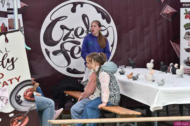 [WIDEO/FOTO] Prawdziwy raj dla łasuchów. Trwa Bajkowy Festiwal Słodkości w Świdnicy