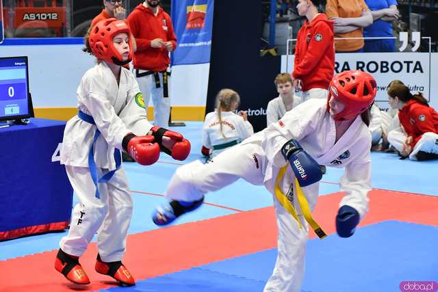 [FOTO] Świdnica stolicą sportów walki. Ruszyły Mistrzostwa Polski Taekwon-do ITF