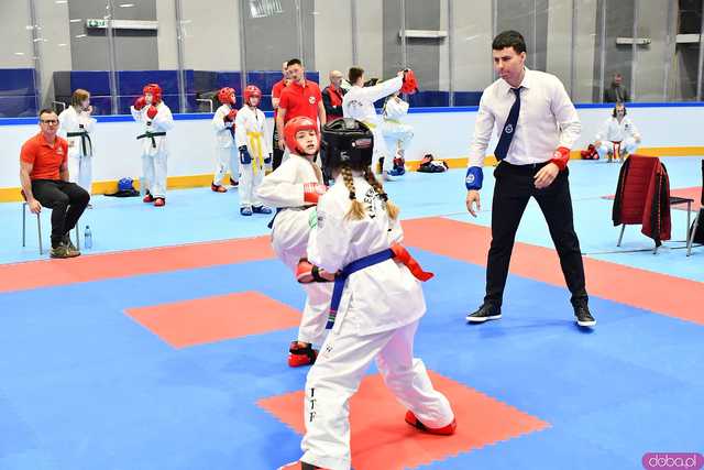 [FOTO] Świdnica stolicą sportów walki. Ruszyły Mistrzostwa Polski Taekwon-do ITF