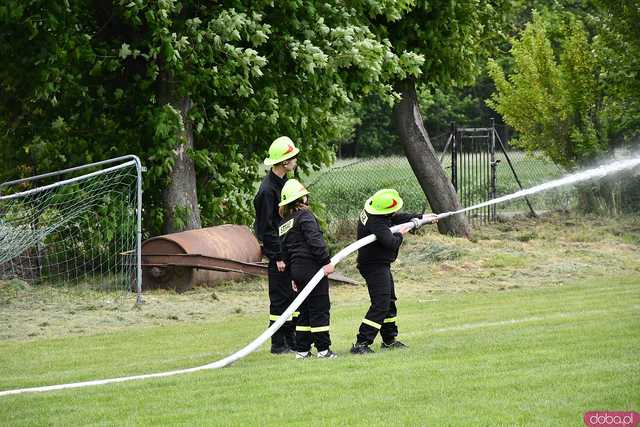 [FOTO] Jednostki OSP rywalizowały w Gminnym Turnieju Sportowo-Pożarniczym o Puchar Wójta