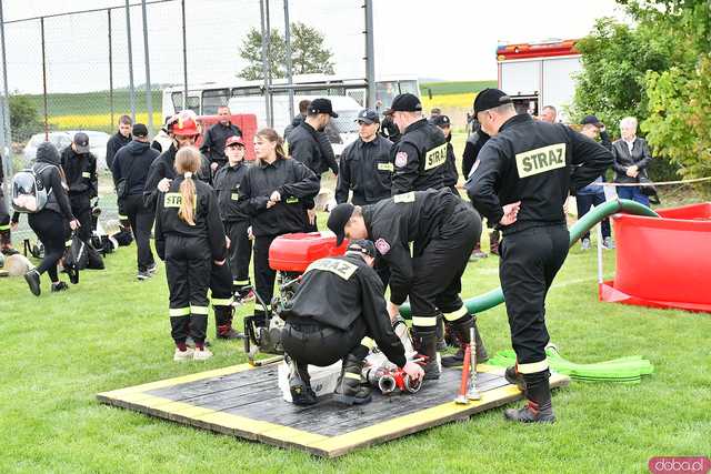 [FOTO] Jednostki OSP rywalizowały w Gminnym Turnieju Sportowo-Pożarniczym o Puchar Wójta