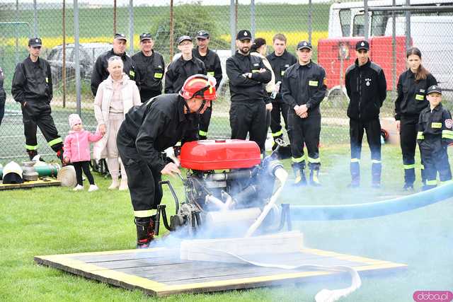 [FOTO] Jednostki OSP rywalizowały w Gminnym Turnieju Sportowo-Pożarniczym o Puchar Wójta