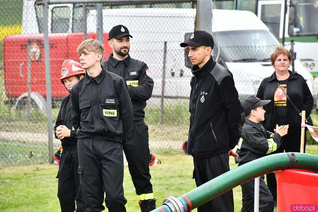 [FOTO] Jednostki OSP rywalizowały w Gminnym Turnieju Sportowo-Pożarniczym o Puchar Wójta