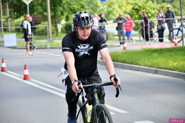 [DUŻO ZDJĘĆ] Bieg na przemian z jazdą na rowerze. Marconi Duathlon Świdnica wystartował po raz kolejny!