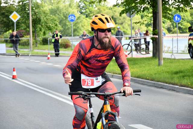 [DUŻO ZDJĘĆ] Bieg na przemian z jazdą na rowerze. Marconi Duathlon Świdnica wystartował po raz kolejny!