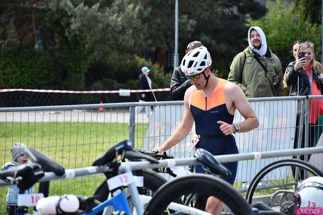 [DUŻO ZDJĘĆ] Bieg na przemian z jazdą na rowerze. Marconi Duathlon Świdnica wystartował po raz kolejny!