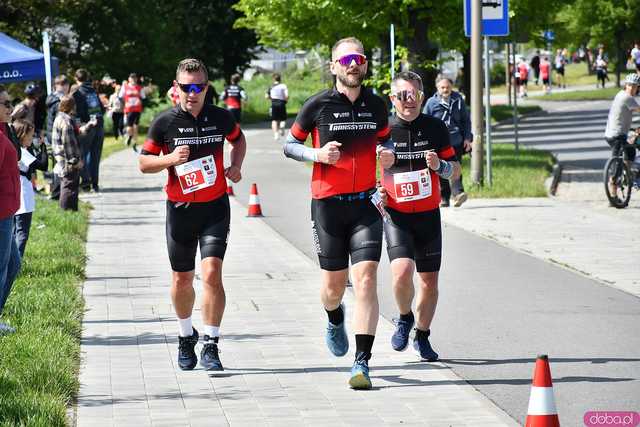 [DUŻO ZDJĘĆ] Bieg na przemian z jazdą na rowerze. Marconi Duathlon Świdnica wystartował po raz kolejny!