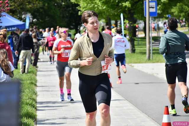 [DUŻO ZDJĘĆ] Bieg na przemian z jazdą na rowerze. Marconi Duathlon Świdnica wystartował po raz kolejny!