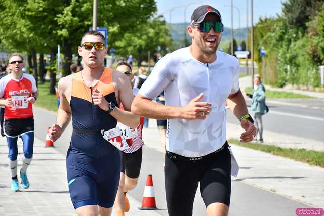 [DUŻO ZDJĘĆ] Bieg na przemian z jazdą na rowerze. Marconi Duathlon Świdnica wystartował po raz kolejny!