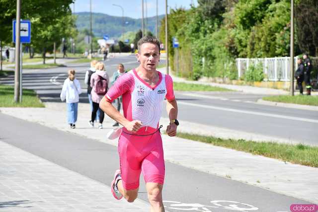 [DUŻO ZDJĘĆ] Bieg na przemian z jazdą na rowerze. Marconi Duathlon Świdnica wystartował po raz kolejny!