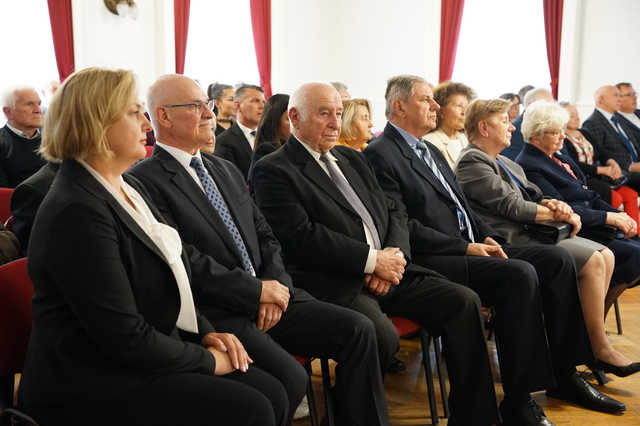 [FOTO] Sportowy piknik, uroczysta sesja z honorami, koncert chóru i wiele innych. Europejski Weekend pełen atrakcji w Strzegomiu