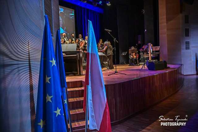 [FOTO] Sportowy piknik, uroczysta sesja z honorami, koncert chóru i wiele innych. Europejski Weekend pełen atrakcji w Strzegomiu