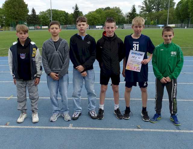 [FOTO] Międzyszkolne zawody w czwórboju lekkoatletycznym